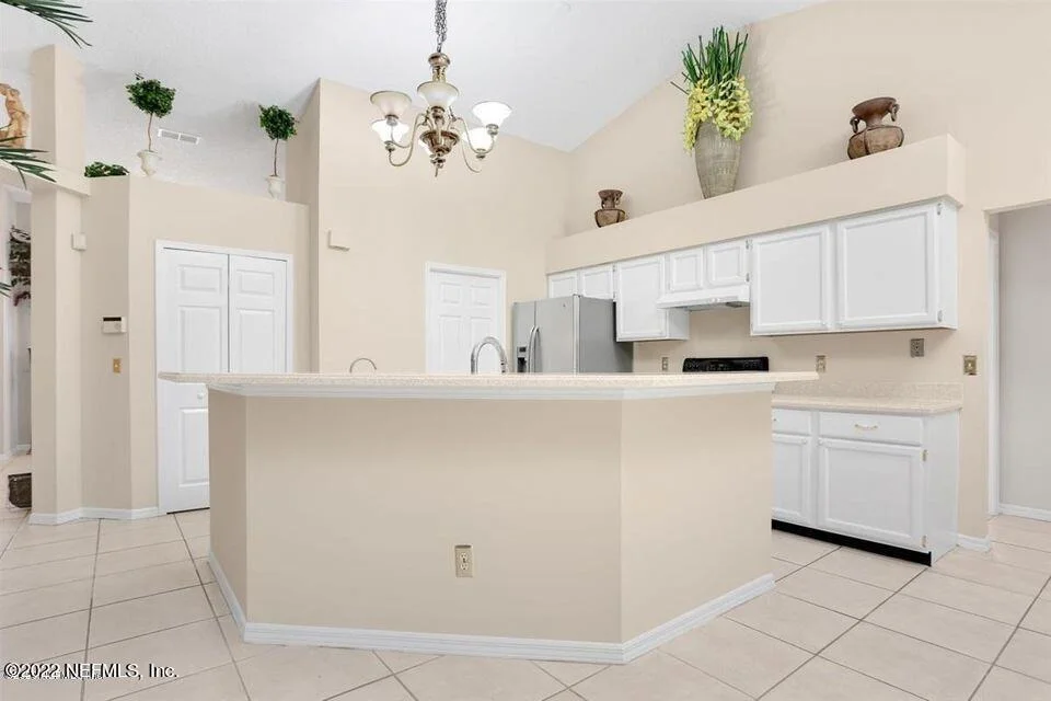 Photo of 2124 HOVINGTON Circle E