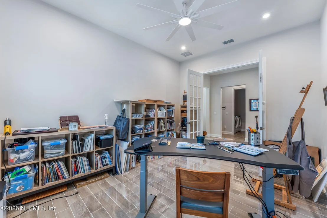 Photo of 295 PALOMAR Drive