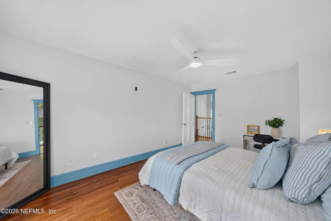 Photo of 13062 MANDARIN Road