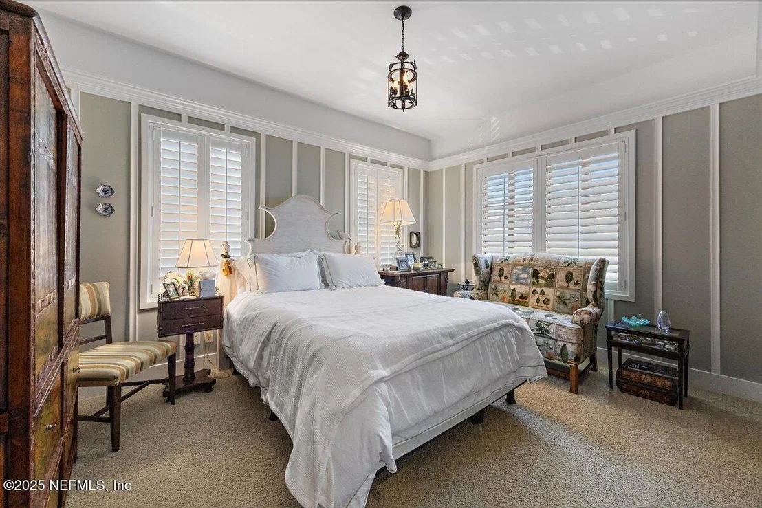 Photo of 1515 BEACH Avenue