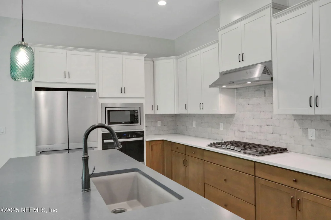 Photo of 10149 FILAMENT Boulevard