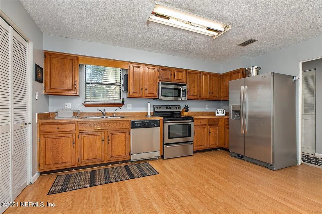 Photo of 3813 TREE LAKE Drive