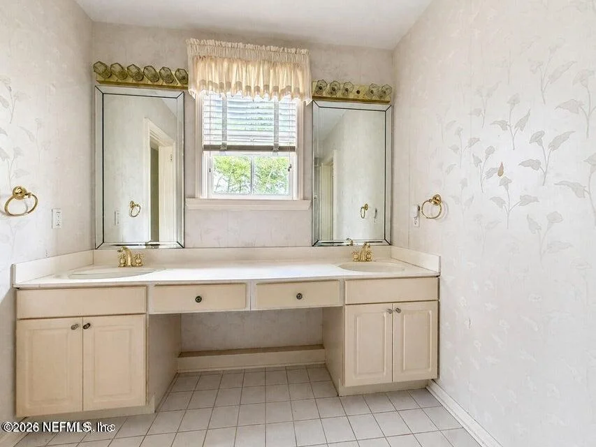 Photo of 1122 MARCO Place