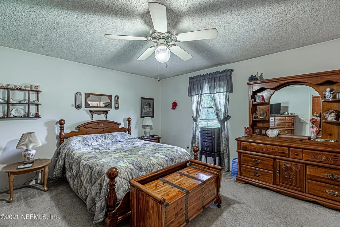 Photo of 1340 STARLING Road