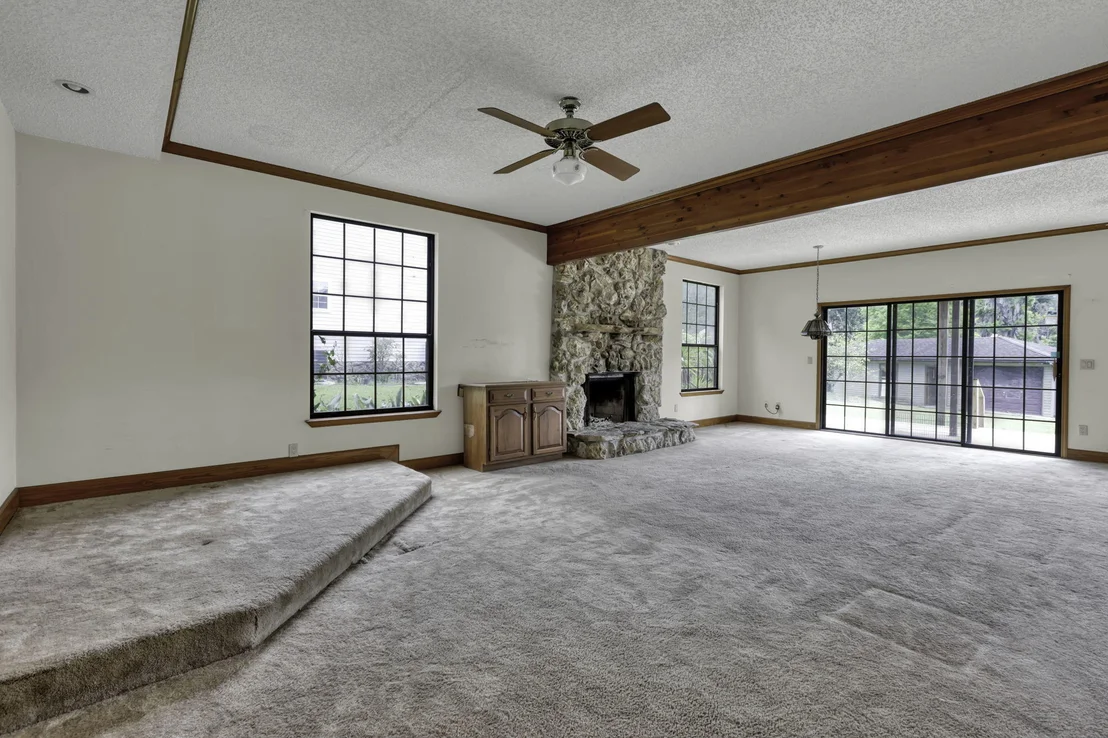 Photo of 824 LAWHON Drive