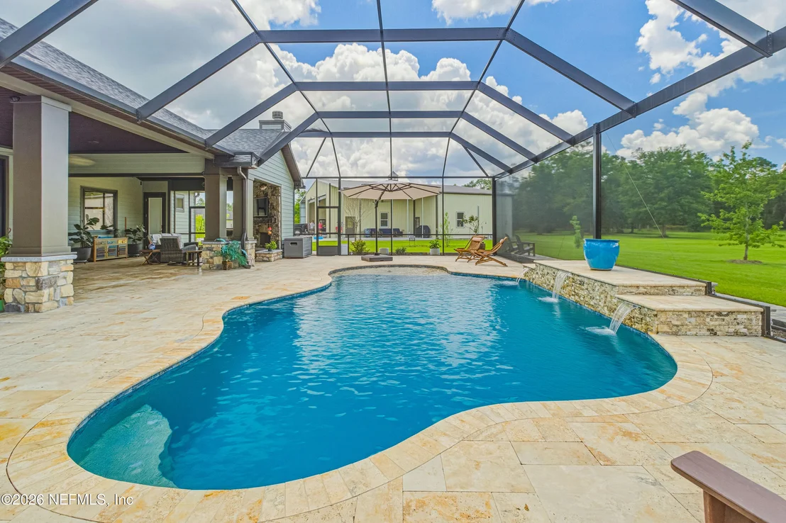 Photo of 121 ASHTON OAKS Drive