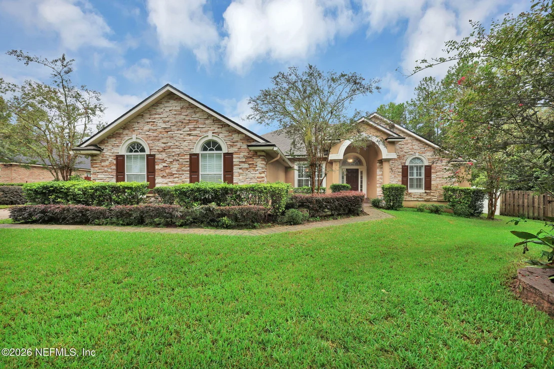 Photo of 879 SONGBIRD Drive