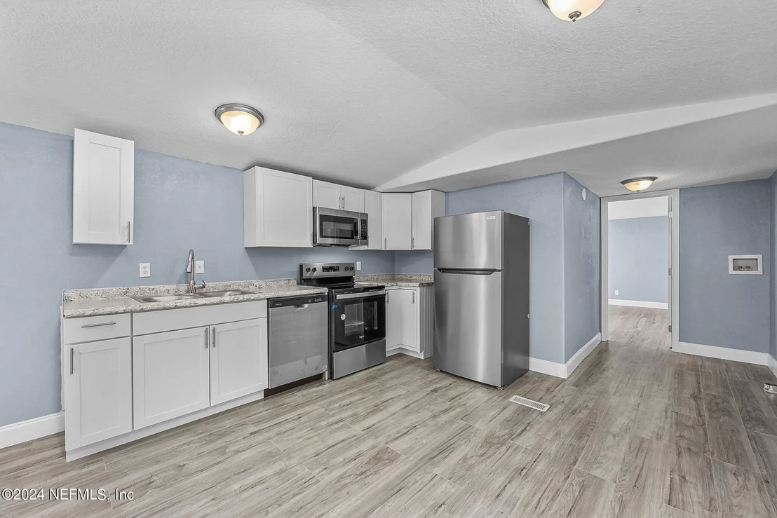 Photo of 125 OFARRELL Avenue