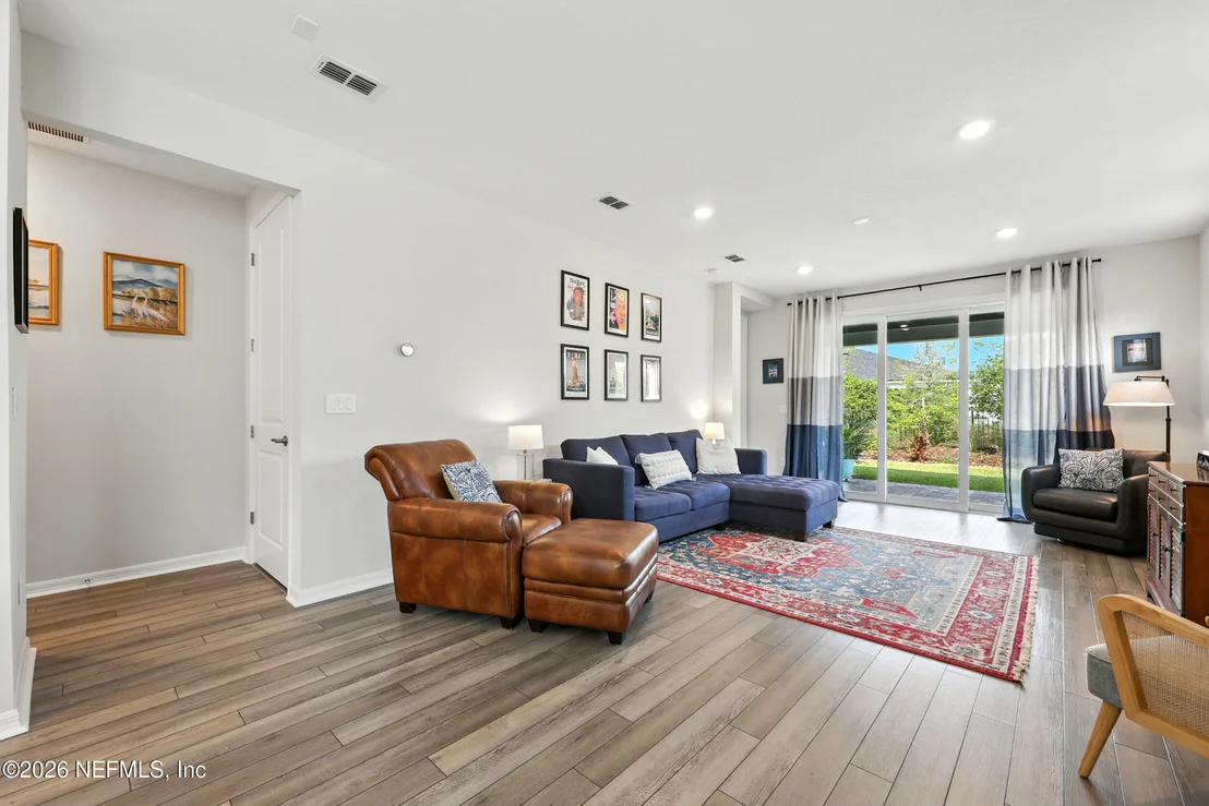 Photo of 676 JUBILEE Circle