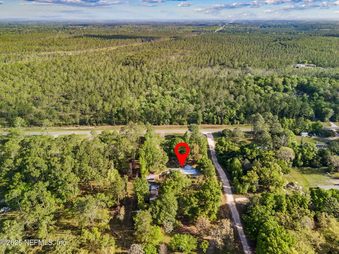 Photo of 812 JONATHAN Road