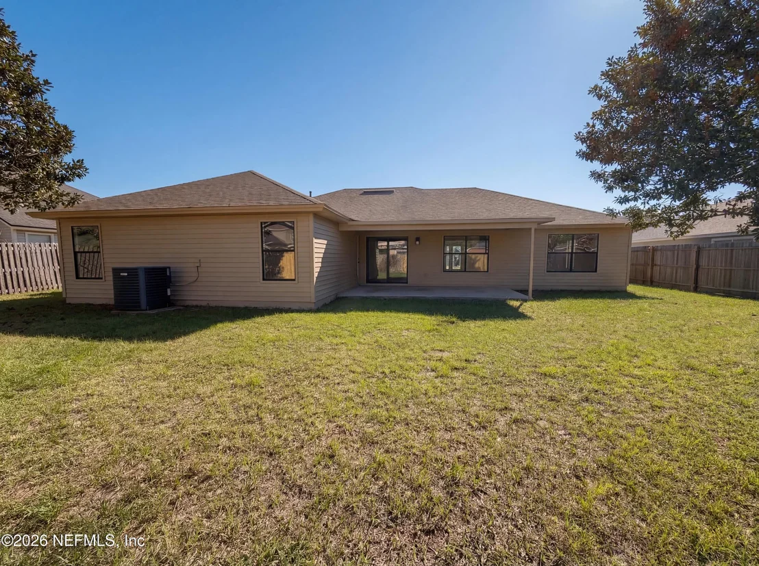 Photo of 585 THORNBERRY Road