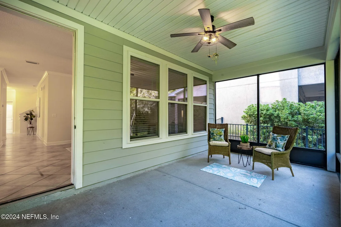 Photo of 237 SPRING PARK Avenue