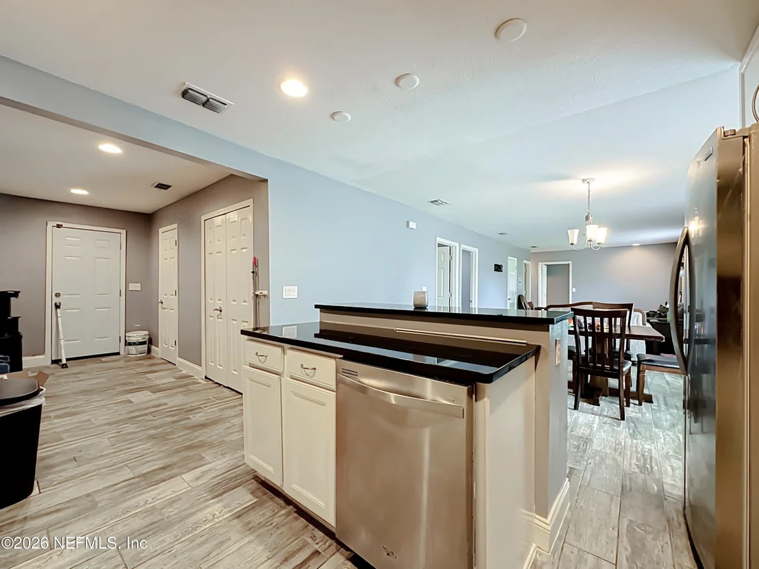 Photo of 3065 FRANCIS Road