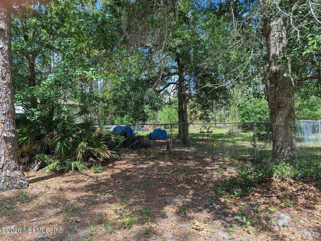 Photo of 104 MOORE Avenue