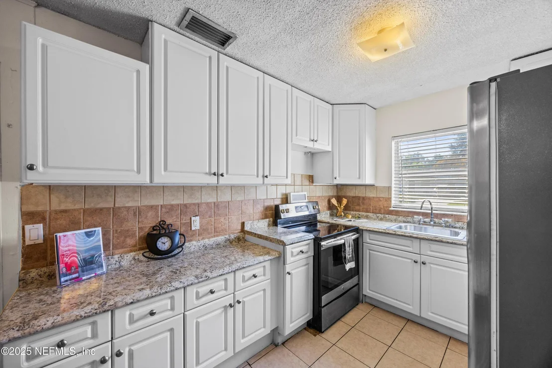Photo of 10431 EBBITT Road