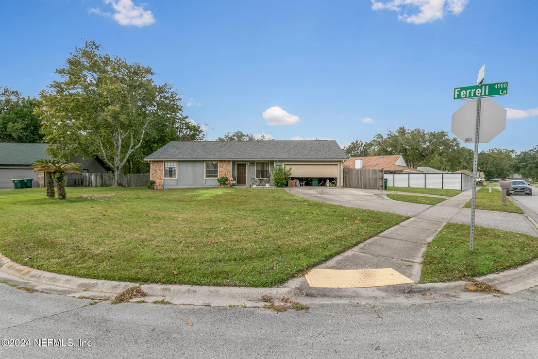 Photo of 10066 LIGHTNER Lane