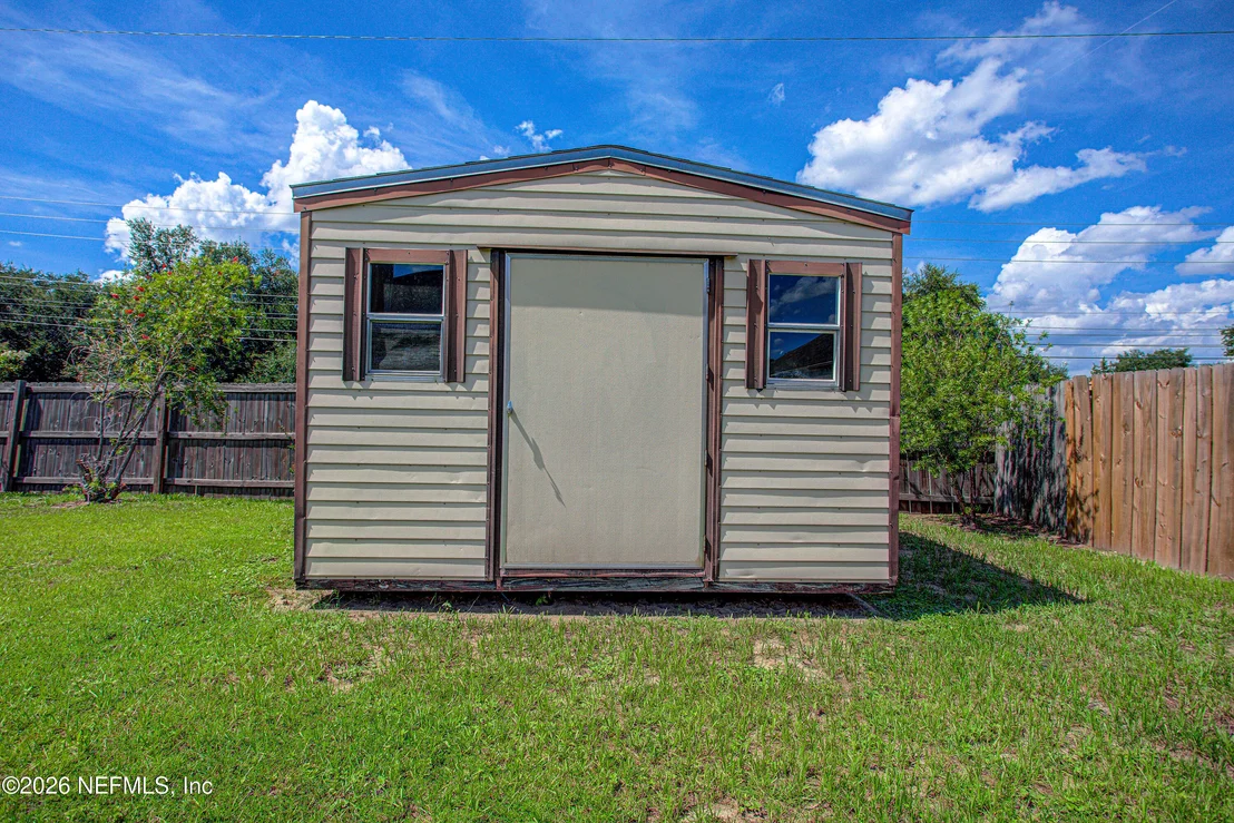 Photo of 7975 MACINNES Drive