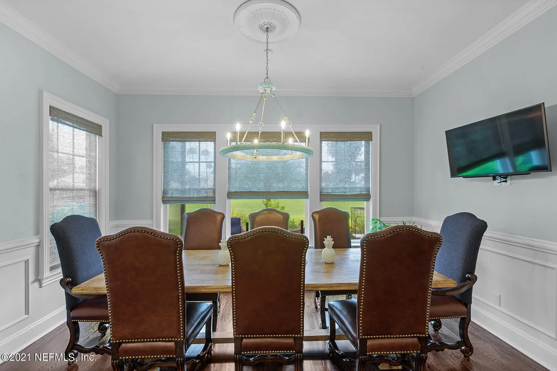 Photo of 236 LAUREL Lane