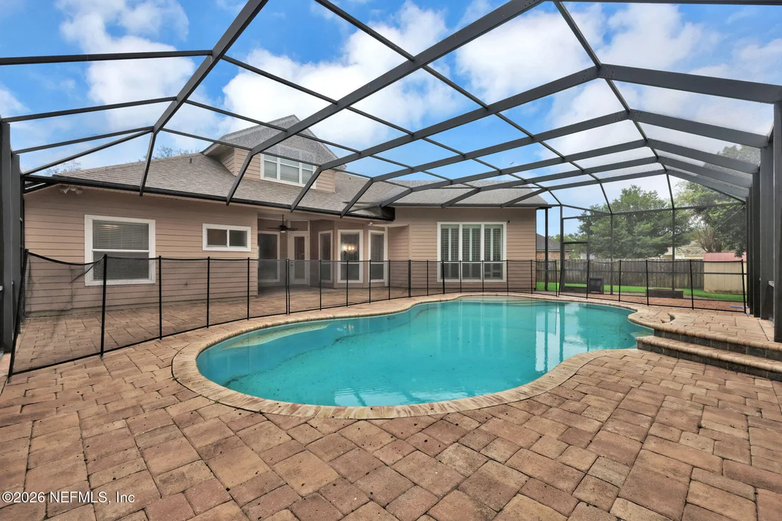 Photo of 879 SONGBIRD Drive