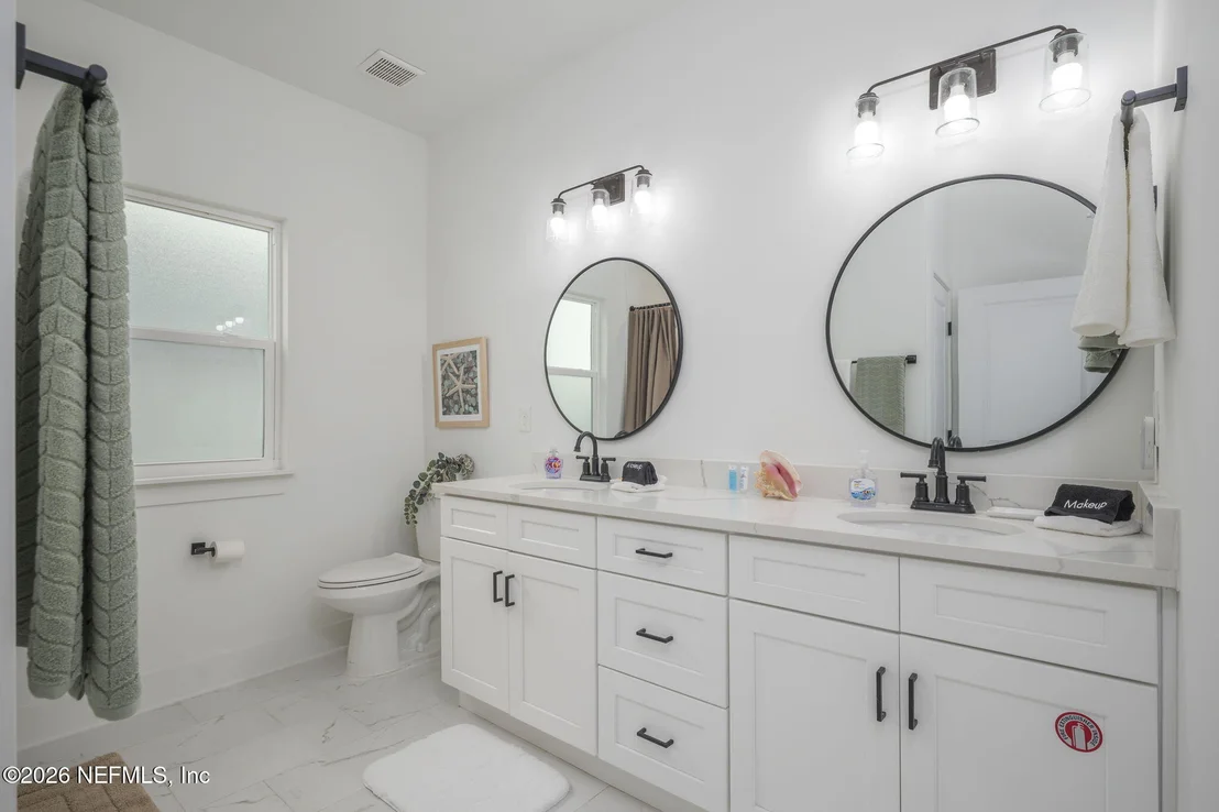 Photo of 38 MAGNOLIA Avenue