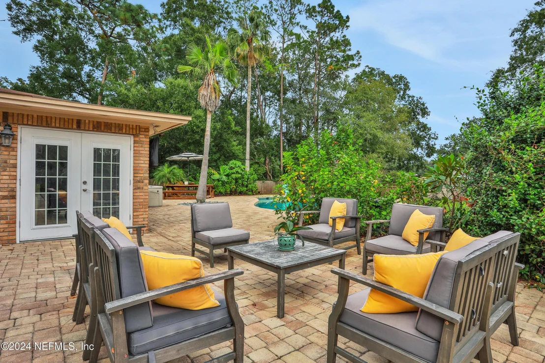 Photo of 8119 PINE LAKE Road