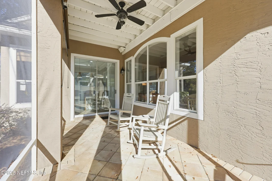 Photo of 537 DANDELION Drive