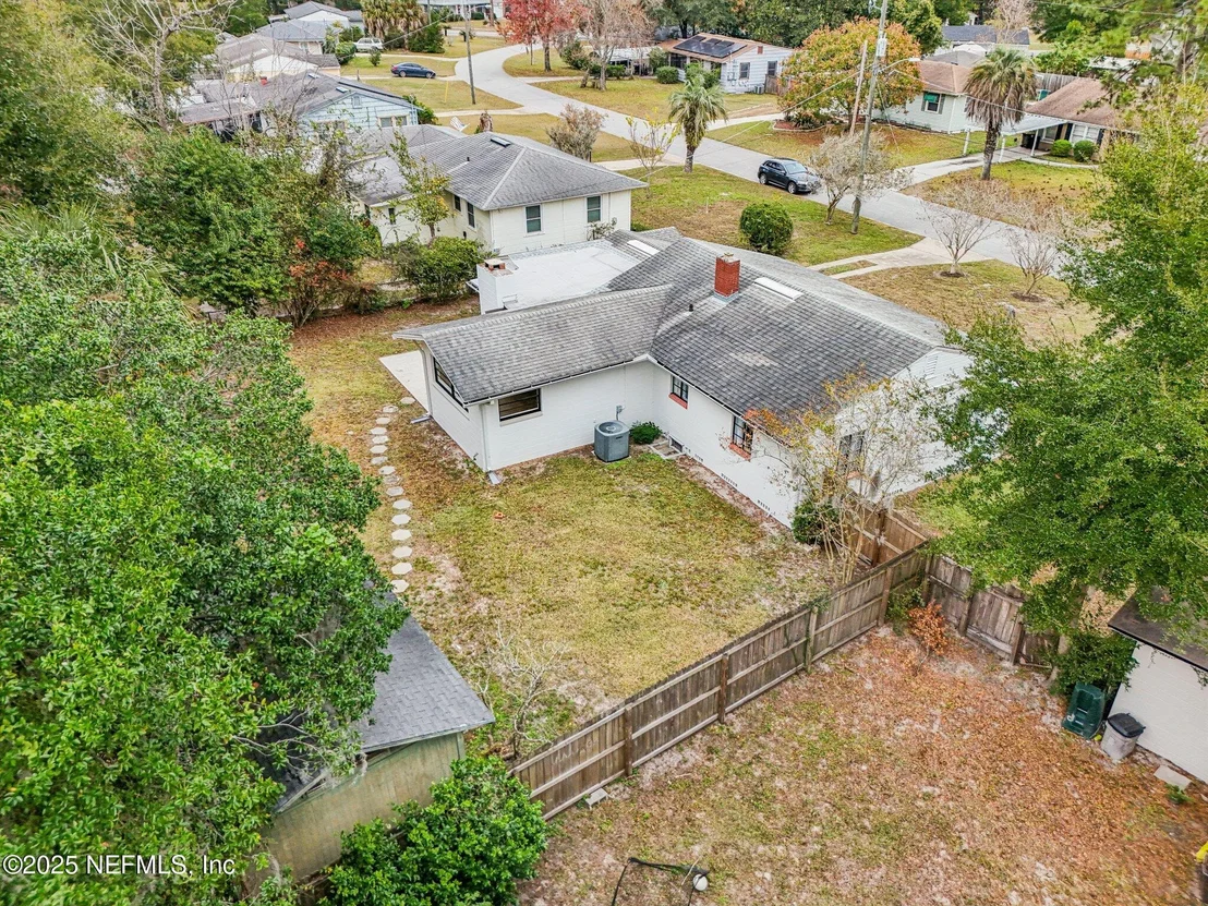 Photo of 5753 CRESTVIEW Road