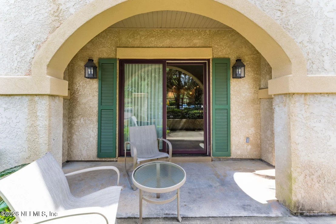 Photo of Unit 106 at 965 REGISTRY Boulevard