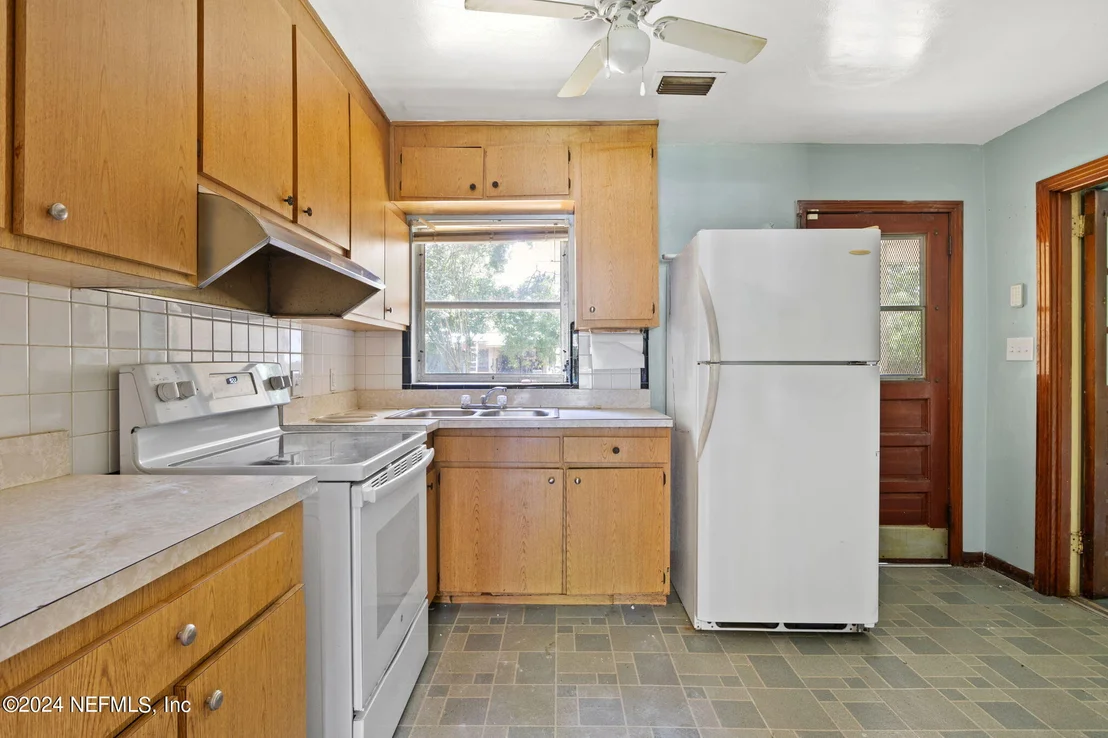 Photo of 5234 BLAND Road