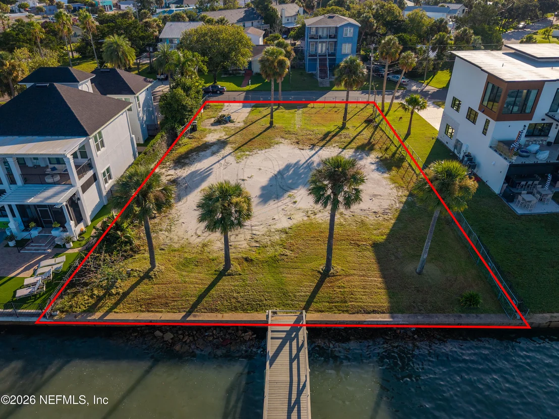 Photo of 27 DOLPHIN Drive