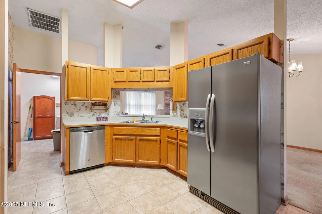 Photo of 2658 APACHE Court