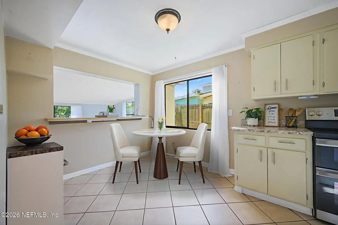 Photo of 431 VALDERIA Drive