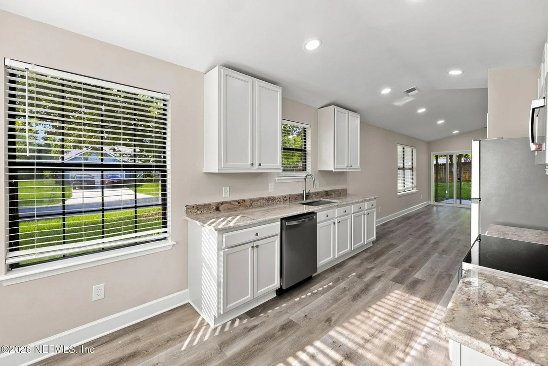 Photo of 1353 SIOUX Street