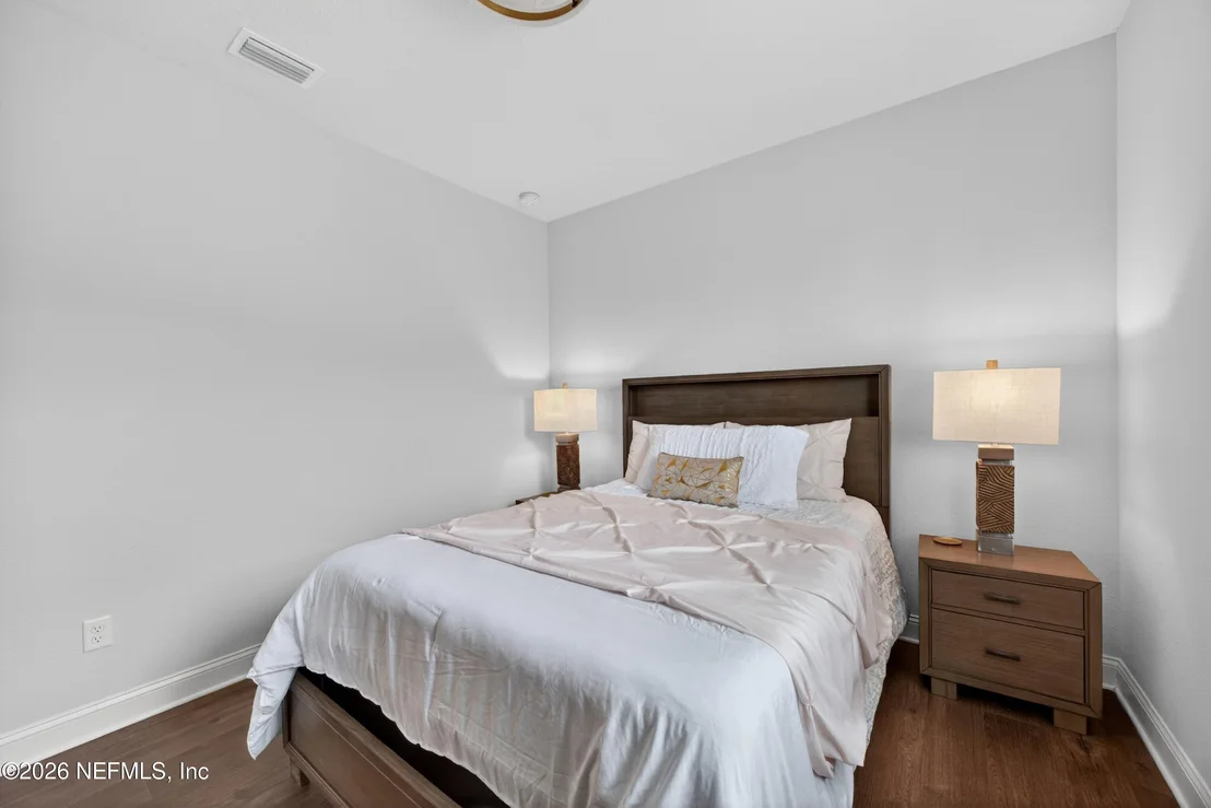 Photo of 85491 FALL RIVER Parkway