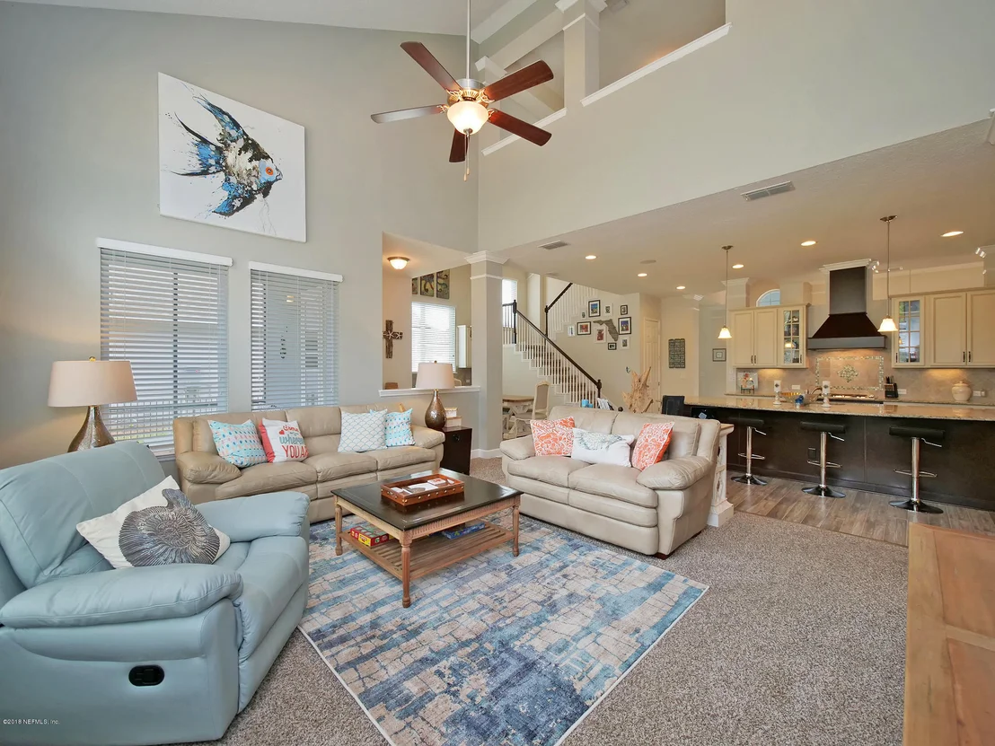 Photo of 453 EAGLE ROCK Drive