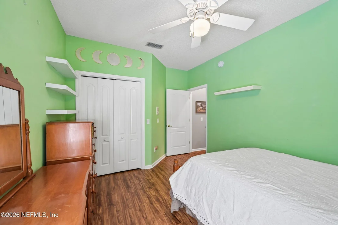Photo of 1698 MARGARETS WALK Road