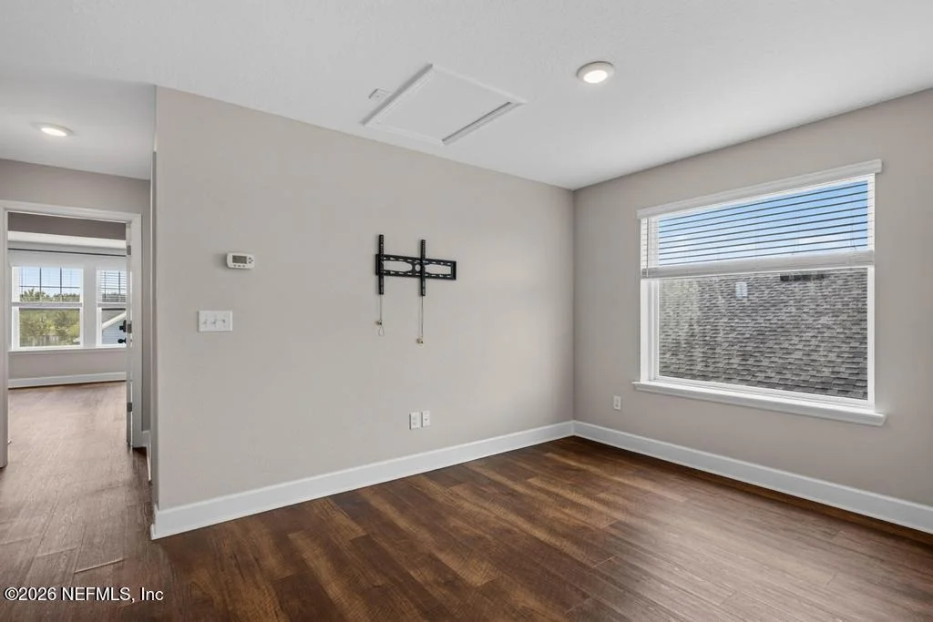 Photo of 187 BEALE Avenue
