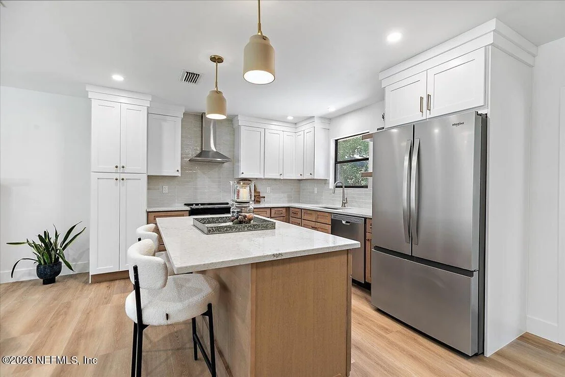 Photo of 426 JASMINE Road