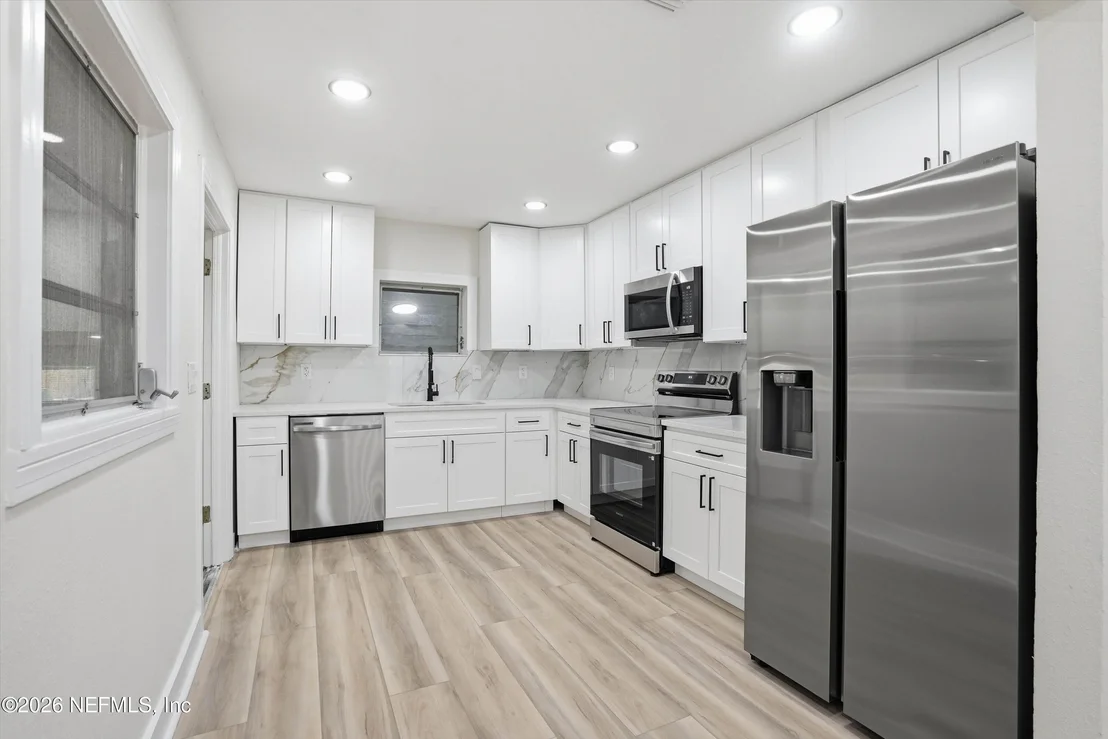 Photo of 2607 DAVIS Road