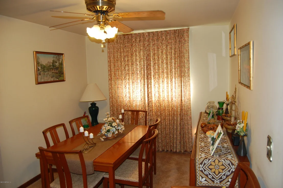 Photo of 2810 Robinette Drive