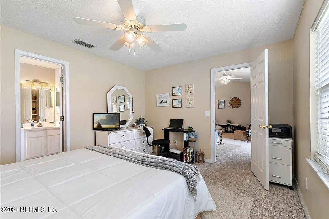 Photo of 440 ISLAND VIEW Circle