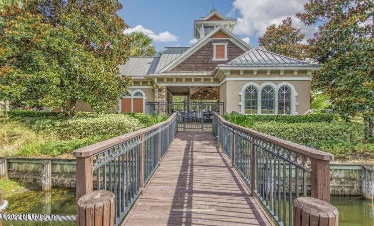 Photo of 2472 WILLOWBEND Drive