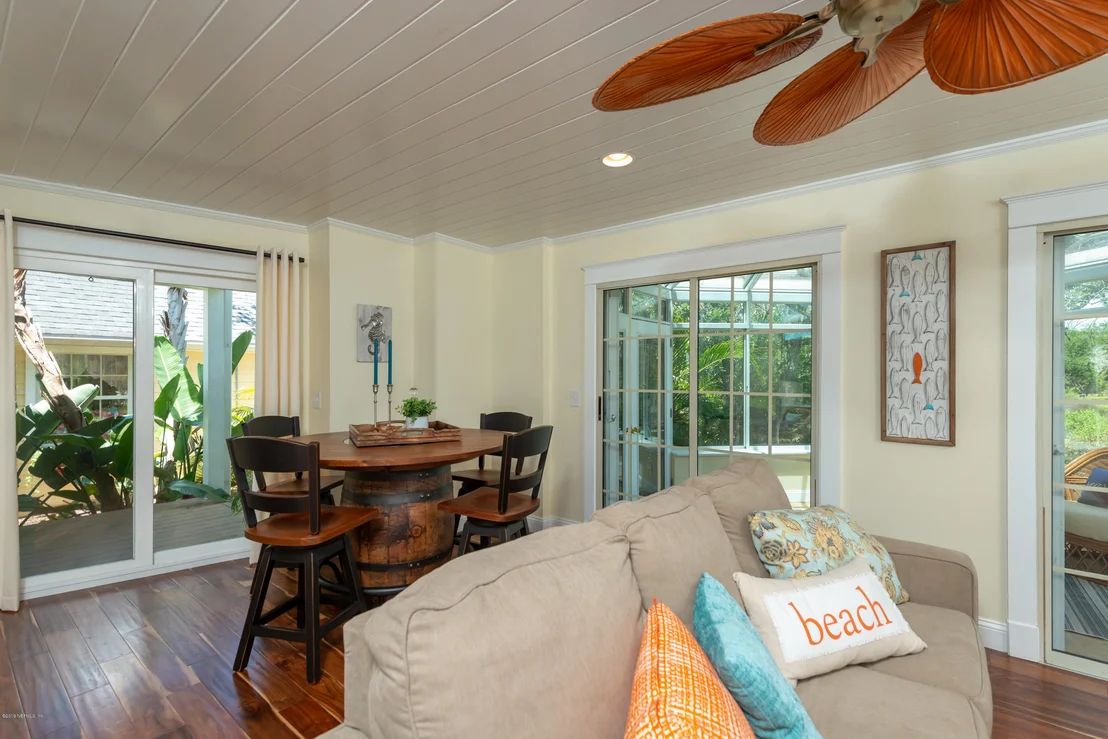 Photo of 330 PALMETTO Road