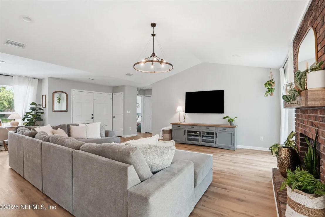 Photo of 470 KEVIN Drive