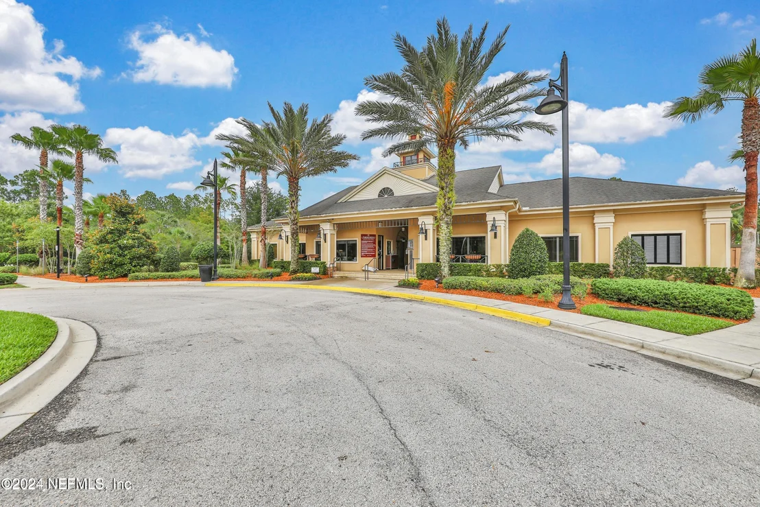 Photo of 1135 SHETLAND Drive