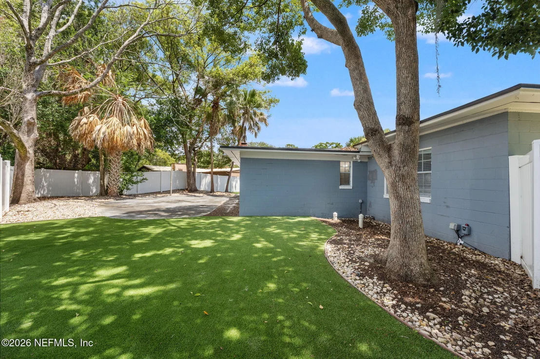 Photo of 6144 ROBBINS Circle N