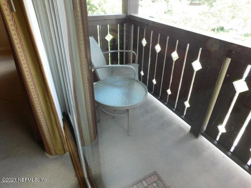 Photo of Unit 302 at 945 REGISTRY Boulevard