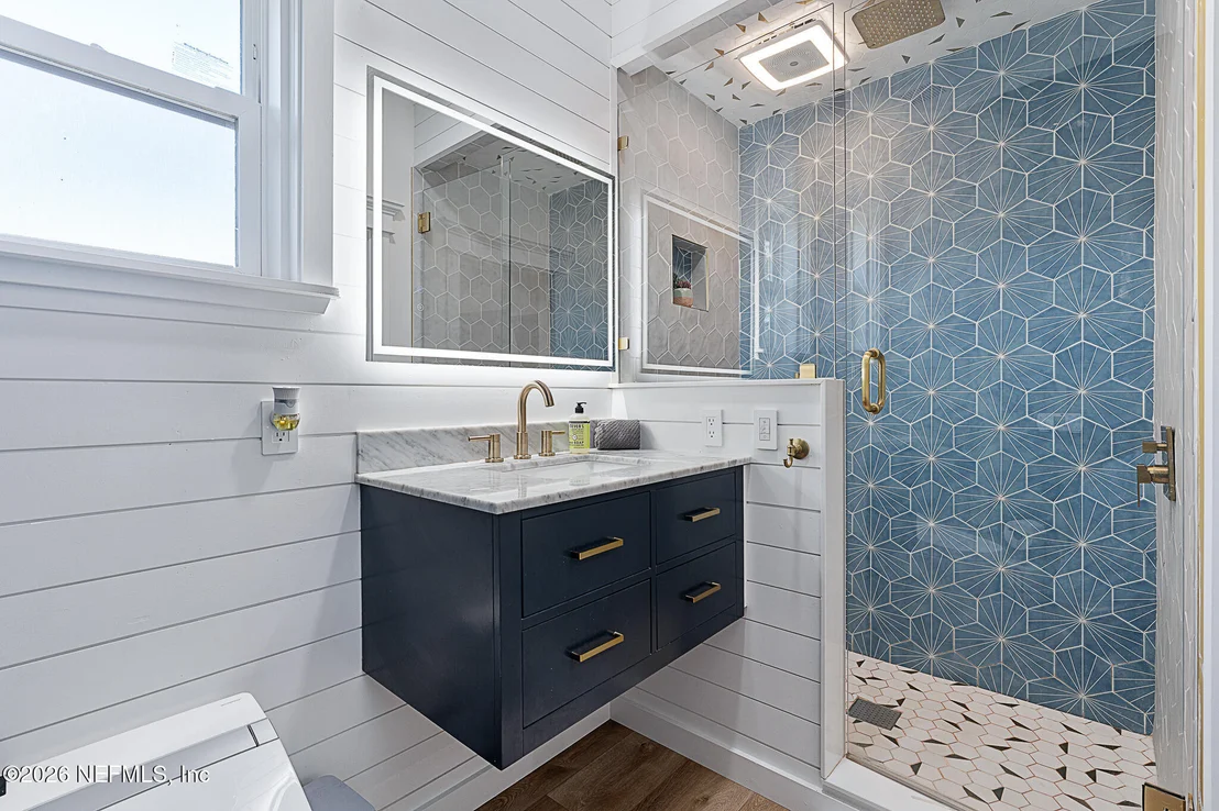Photo of 106 E Street