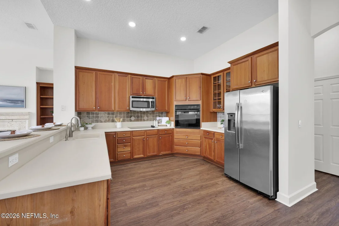 Photo of 618 TIMBER POND Drive