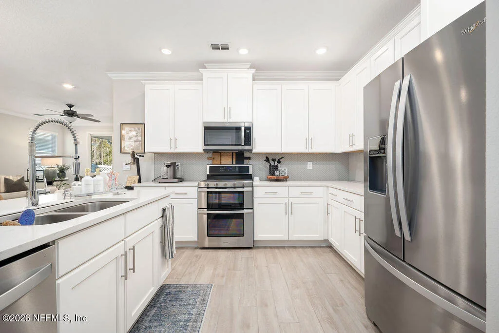 Photo of 243 GREENWAY Lane